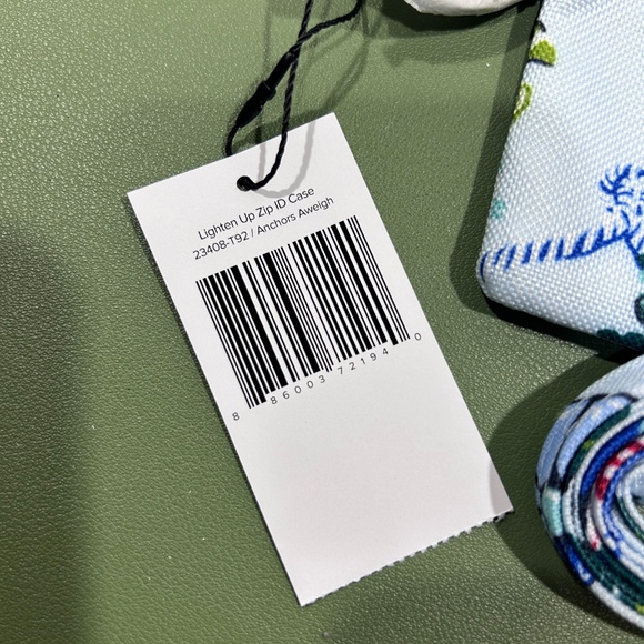 NEW Vera Bradley "Anchors Aweigh" ID Case and Lanyard set Tropical/Coastal/Beach - Picture 2 of 6